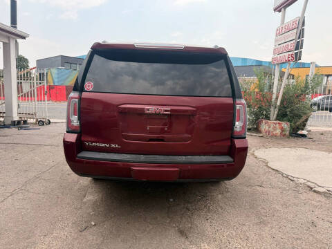2017 GMC Yukon XL SLT