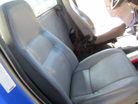 2011 Freightliner Business class M2