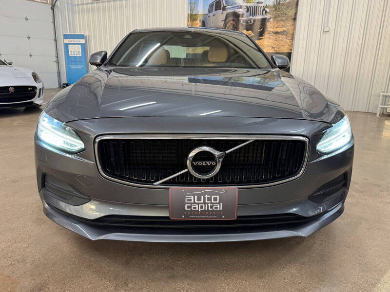 2018 Volvo S90 T5 Momentum