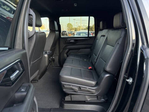 2025 Chevrolet Suburban LT