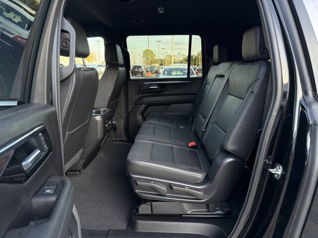 2025 Chevrolet Suburban LT