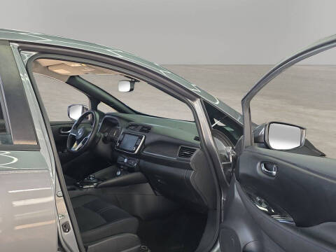 2020 Nissan LEAF SV