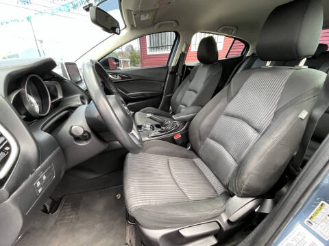 2014 Mazda MAZDA3 i Touring
