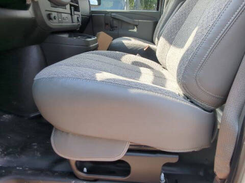 2025 Chevrolet Express 2500