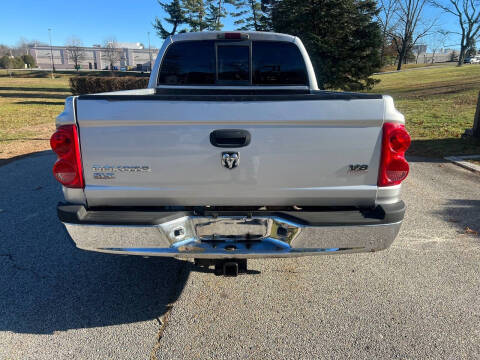 2005 Dodge Dakota SLT