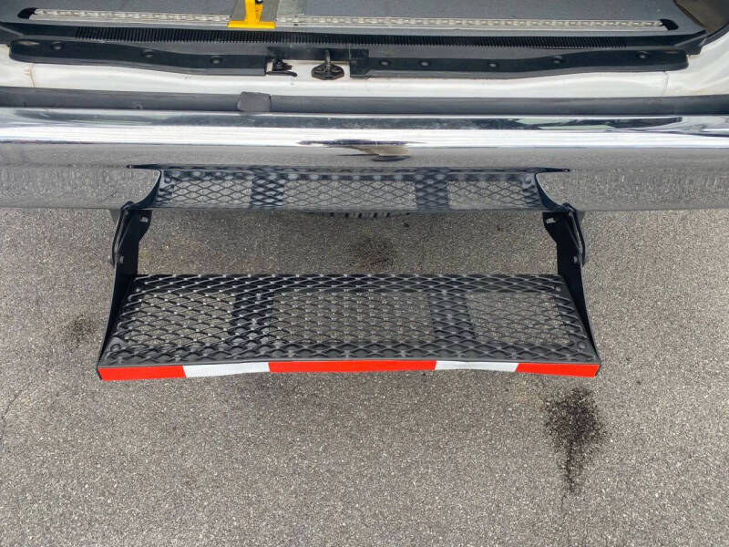 2012 Ford E-Series E-350 SD