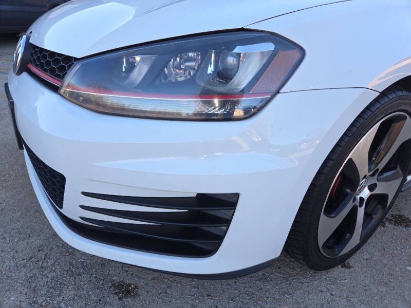 2015 Volkswagen Golf GTI SE