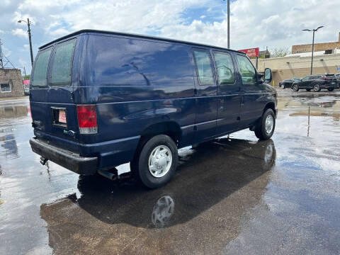 2010 Ford E-250