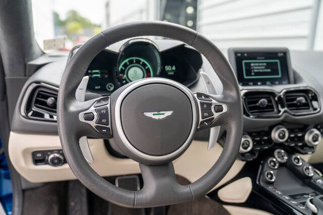 2022 Aston Martin Vantage 11