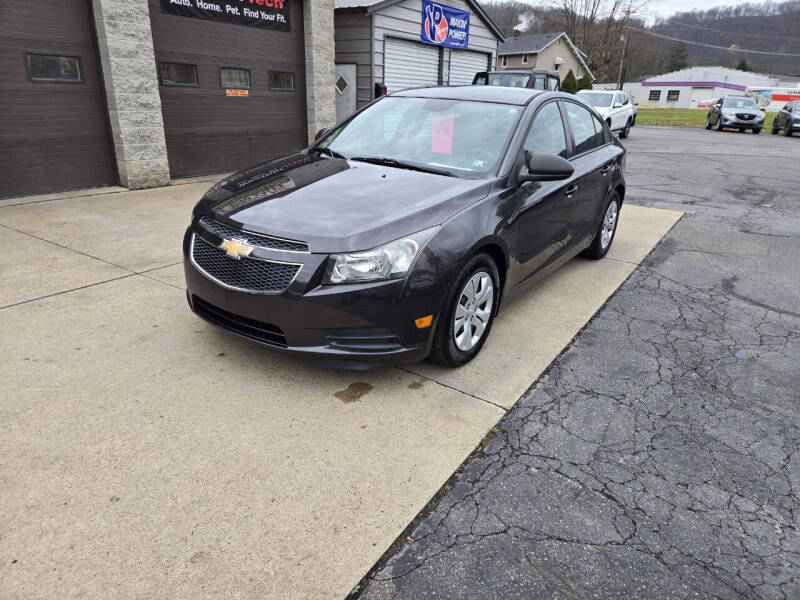 2014 Chevrolet Cruze LS photo 4