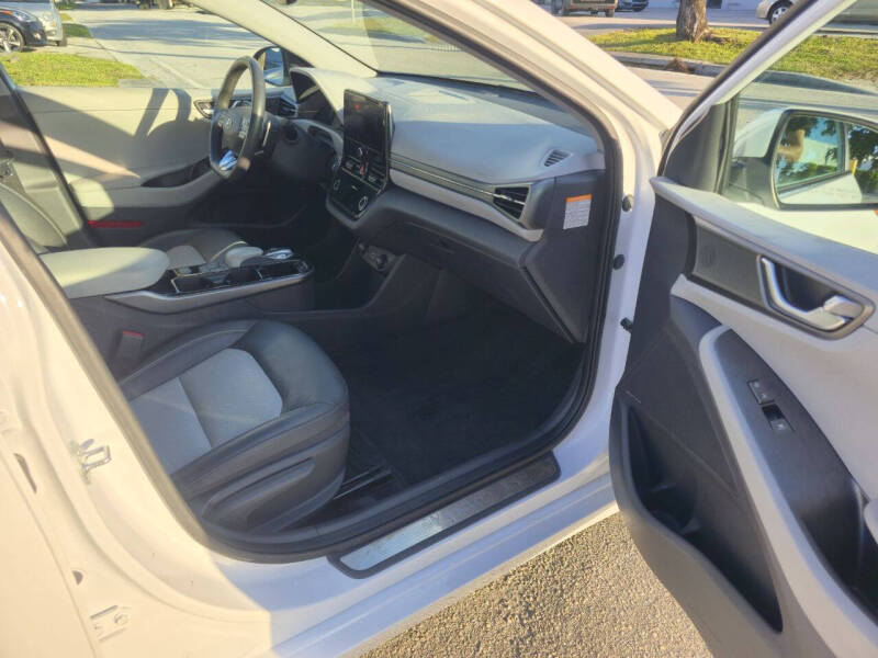 2020 Hyundai Ioniq Electric Limited