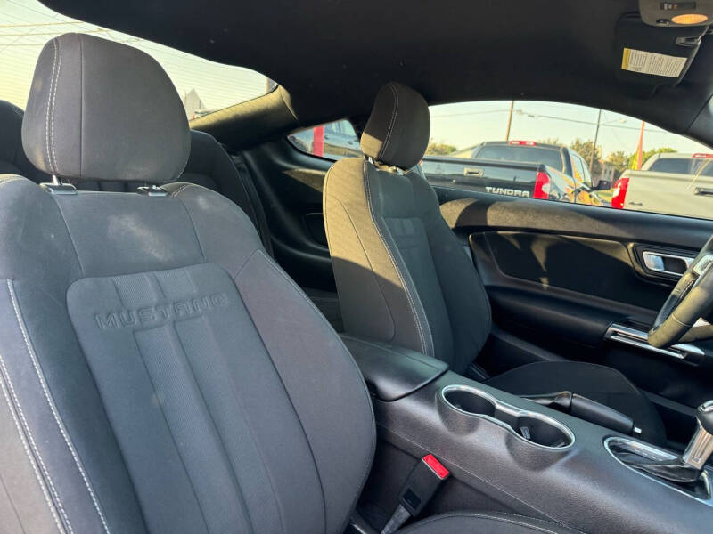 2019 Ford Mustang EcoBoost Premium