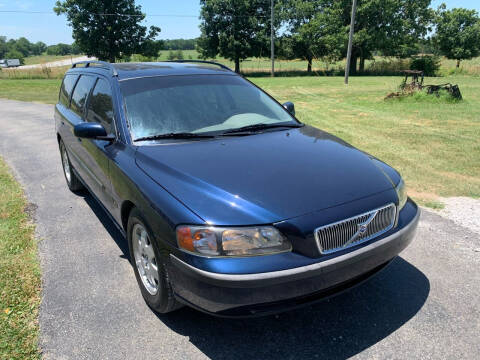 2004 Volvo V70 for sale at Champion Motorcars in Springdale AR