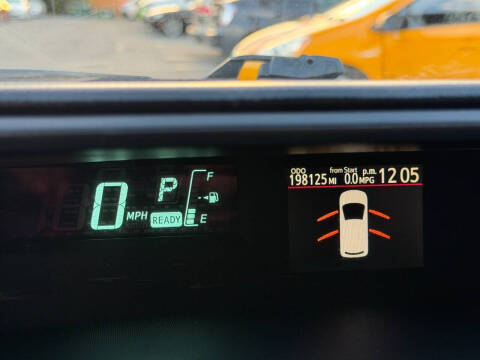 2014 Toyota Prius c Two