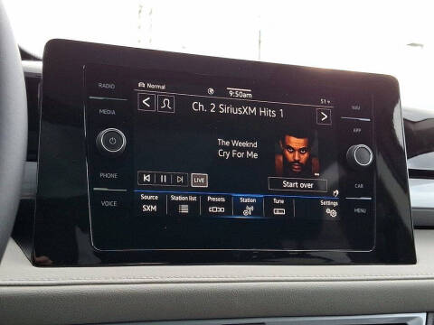 2025 Volkswagen Taos SEL 4Motion