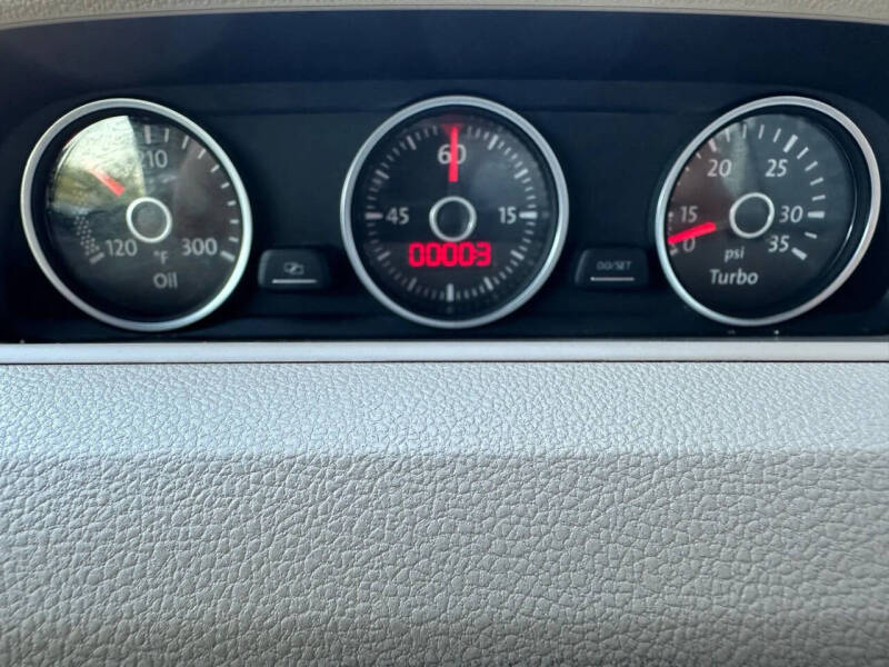 2013 Volkswagen Beetle Convertible