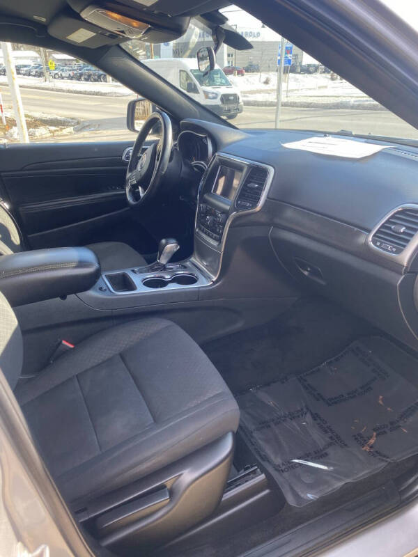 2018 Jeep Grand Cherokee Laredo