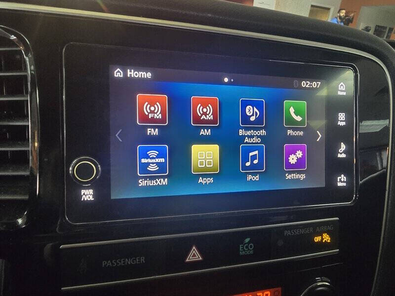 2019 Mitsubishi Outlander SE