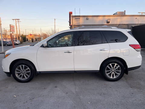 2016 Nissan Pathfinder SV