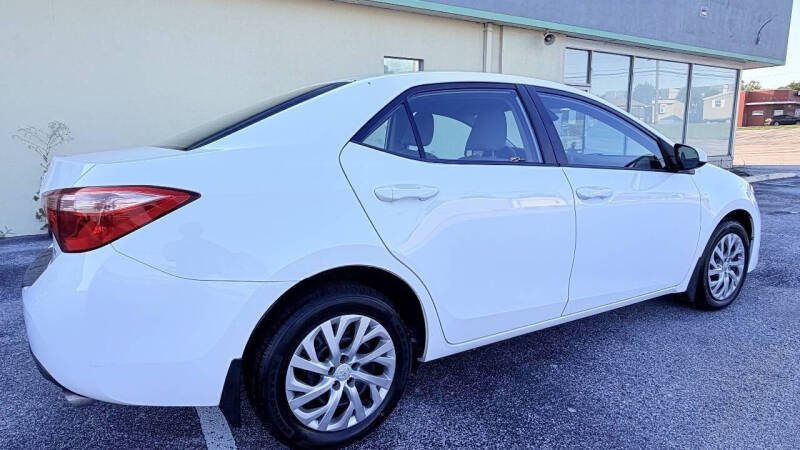 2017 Toyota Corolla LE