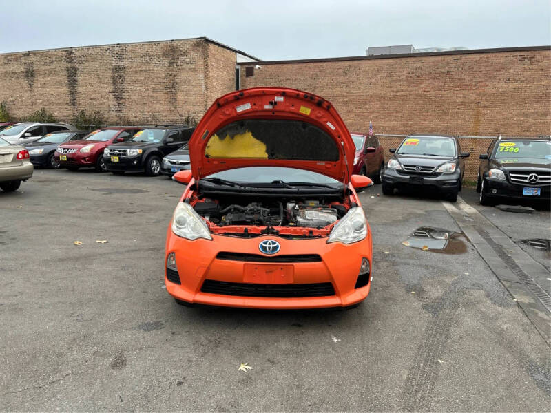 2013 Toyota Prius c