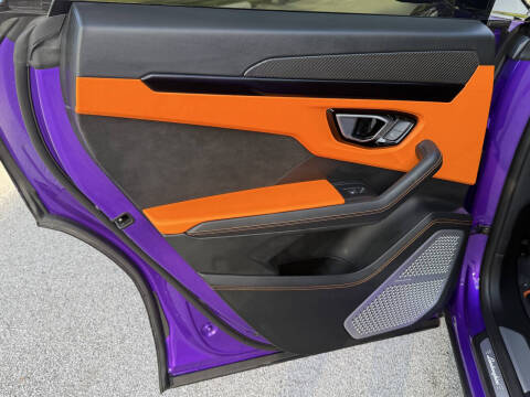 2022 Lamborghini Urus