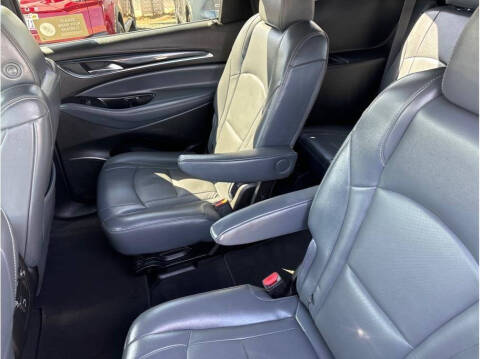 2022 Buick Enclave Essence