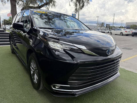 2023 Toyota Sienna