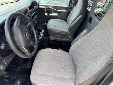 2016 Chevrolet Express 2500