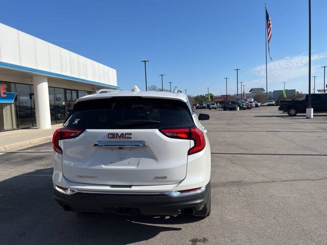 2020 GMC Terrain SLT
