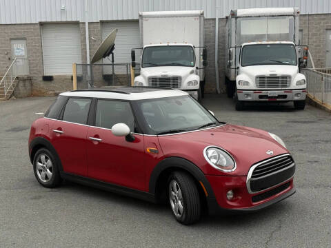 2016 MINI Hardtop 4 Door Cooper