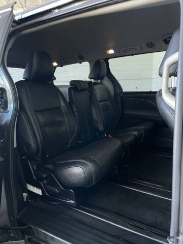 2015 Toyota Sienna