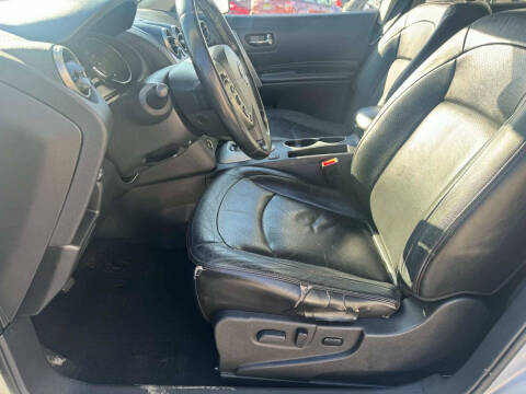 2011 Nissan Rogue S