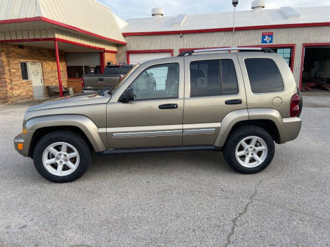 2005 Jeep Liberty for sale at JENTSCH MOTORS in Hearne TX