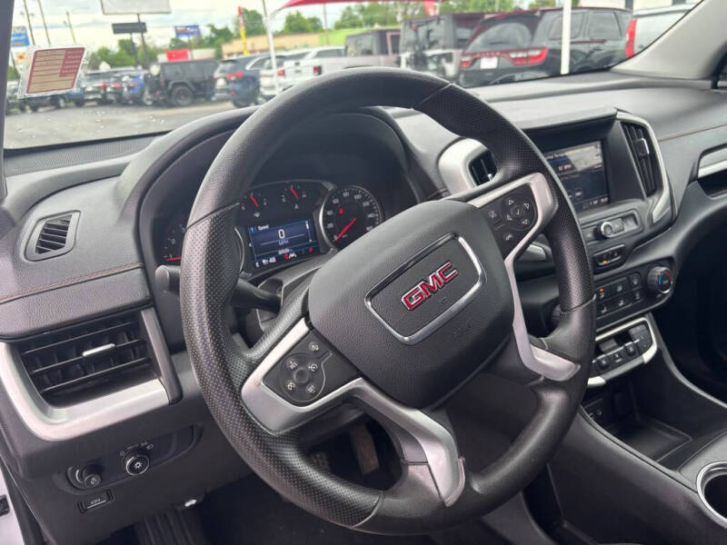 2022 GMC Terrain SLE
