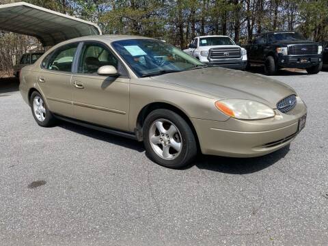 2000 Ford Taurus for sale at Driven Pre-Owned in Lenoir NC