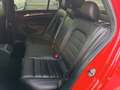 2016 Volkswagen Golf GTI Autobahn