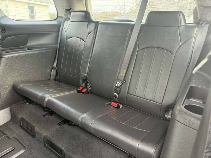 2016 GMC Acadia Denali