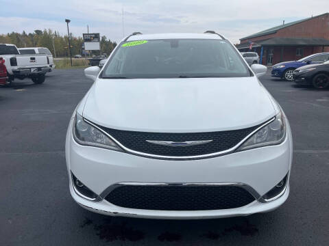 2020 Chrysler Pacifica Touring L