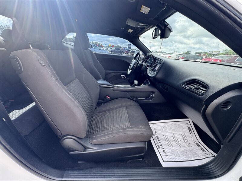 2019 Dodge Challenger SXT
