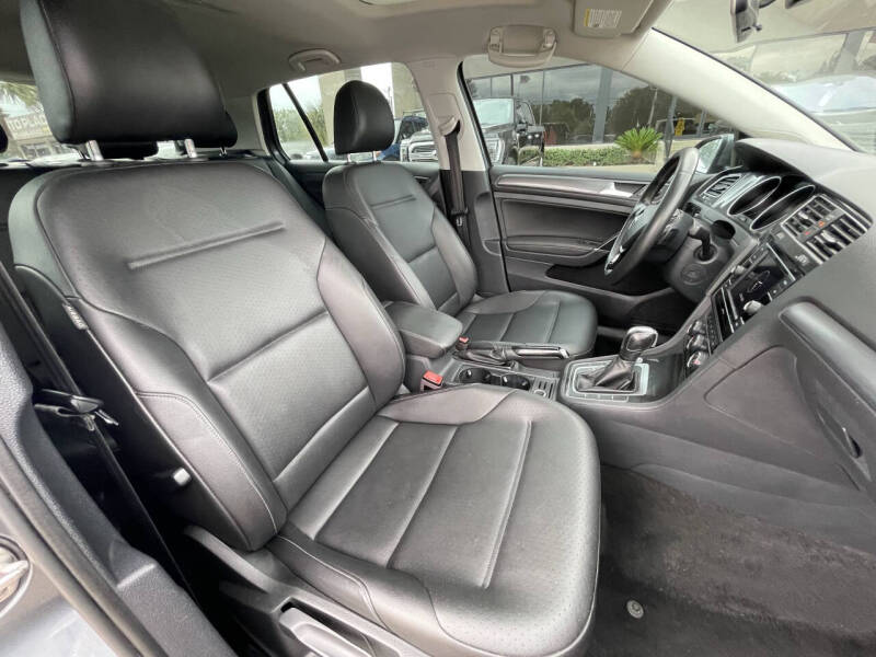 2020 Volkswagen Golf TSI