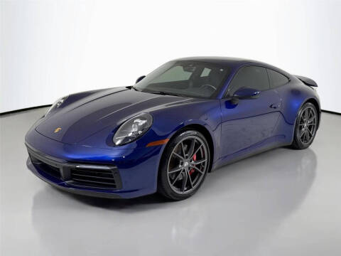 2022 Porsche 911 Carrera 4 GTS