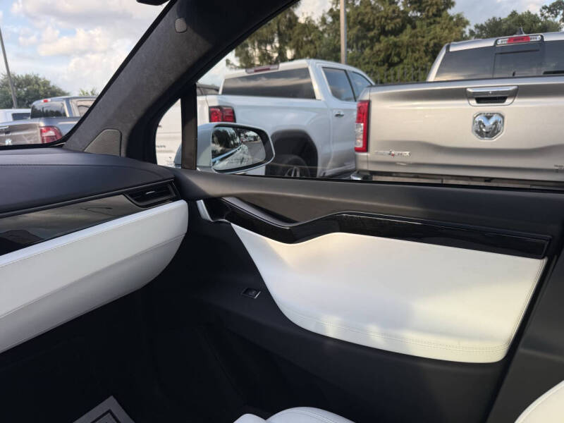 2019 Tesla Model X Long Range