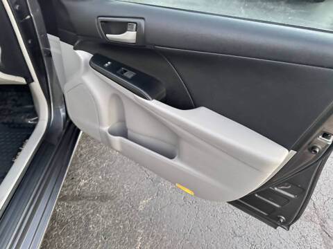 2014 Toyota Camry LE