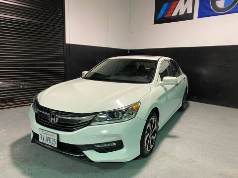 2016 Honda Accord for sale at LG Auto Sales in Rancho Cordova CA