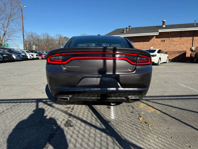 2015 Dodge Charger SE