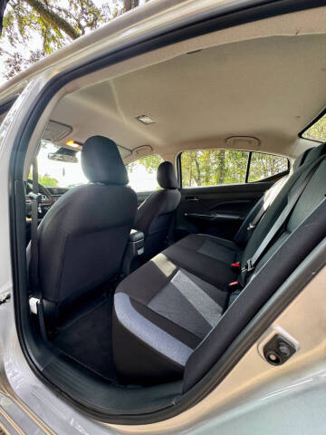 2025 Nissan Versa SV