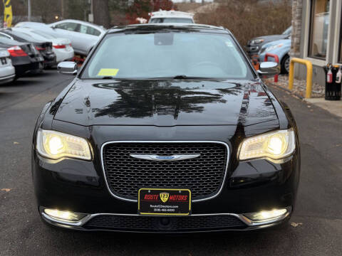 2017 Chrysler 300 C