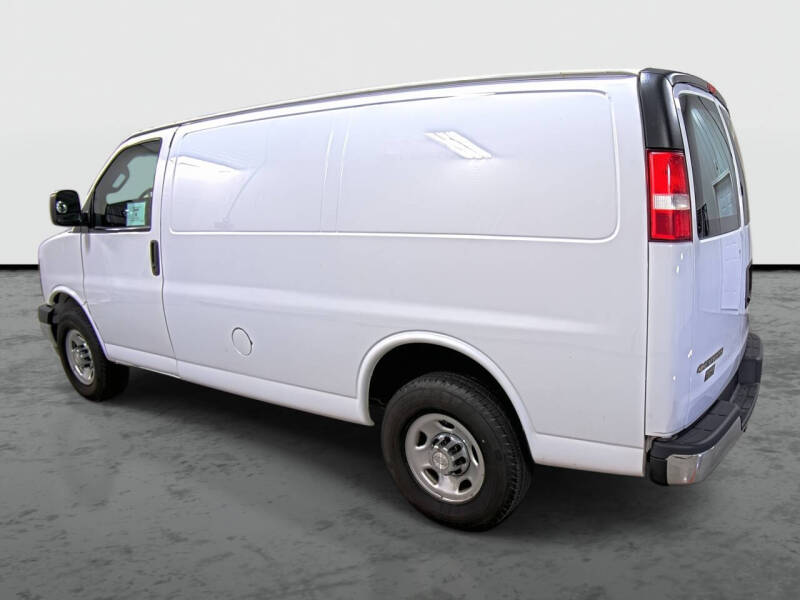 2020 Chevrolet Express 2500