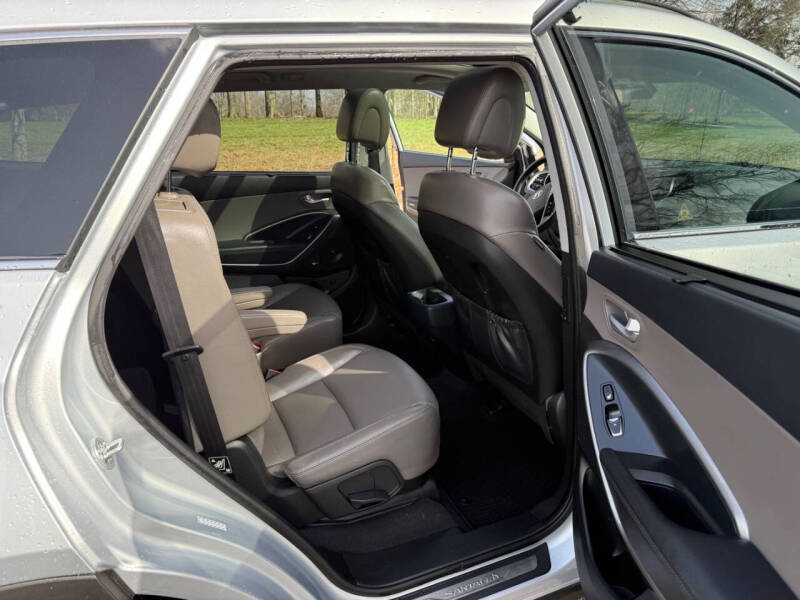 2017 Hyundai Santa Fe Limited Ultimate